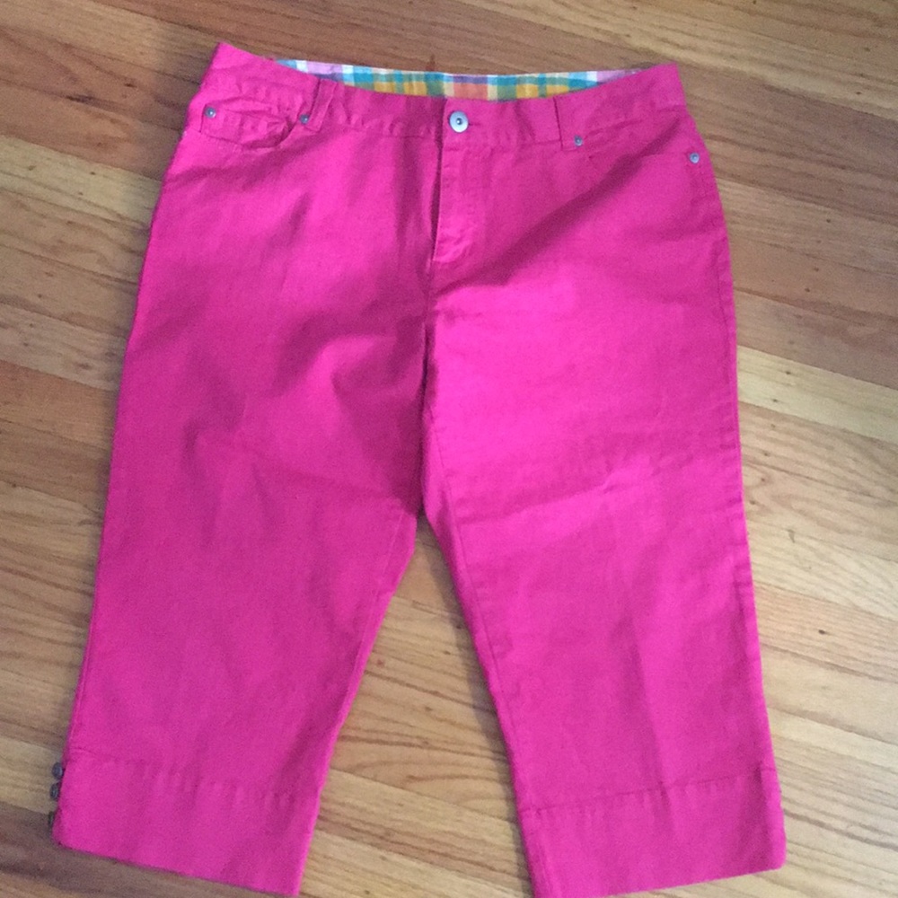 Petite capris / crop pants  size 14